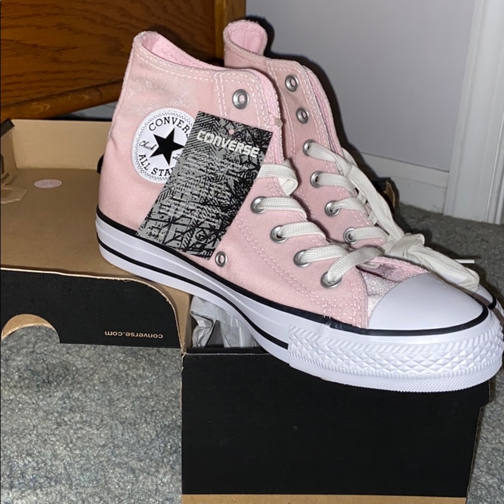 Pink suade converse